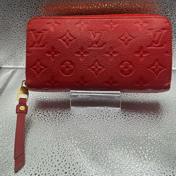 Louis Vuitton red Empreinte leather wallet- ALL INCLUSIVE and No Callouts - Picture 4 of 10
